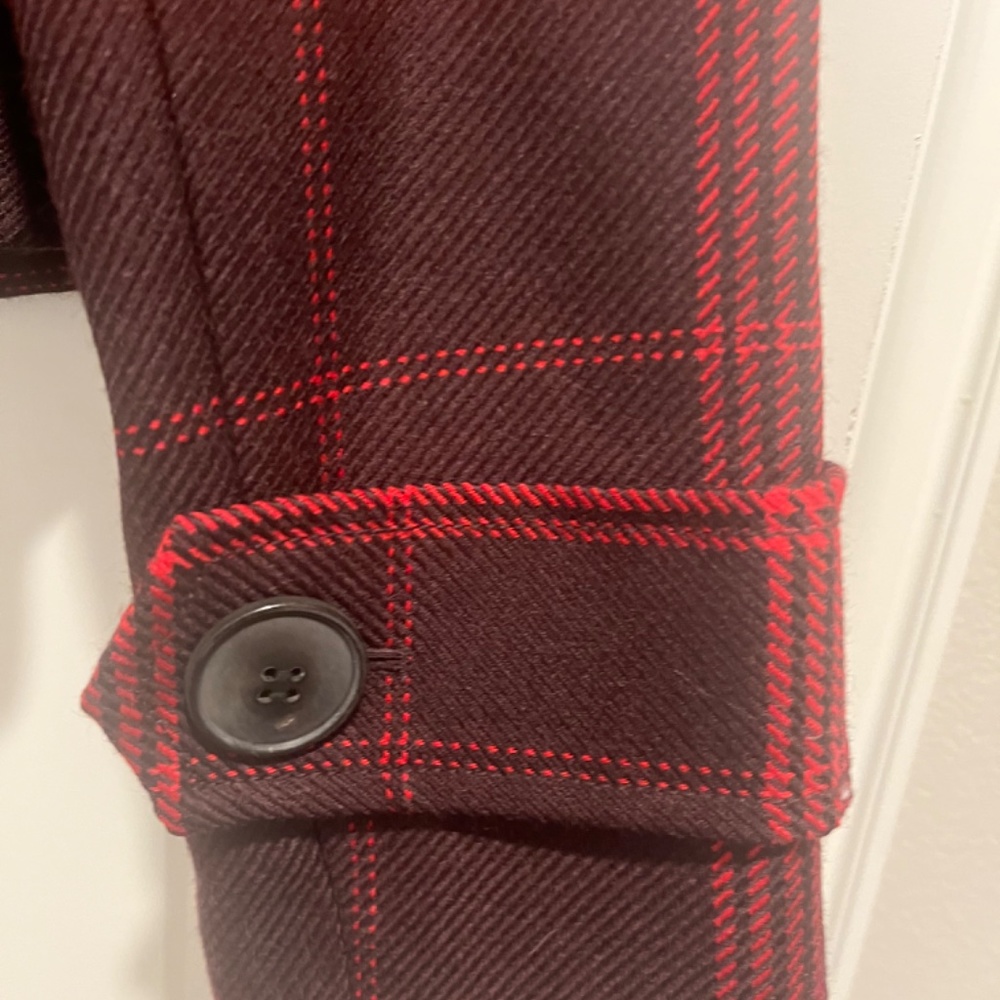 Lewit Cropped Jacket (Designer) - Picture 5 of 6